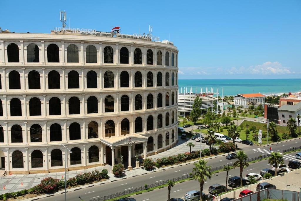 Royal Apartments Batumi Exterior foto